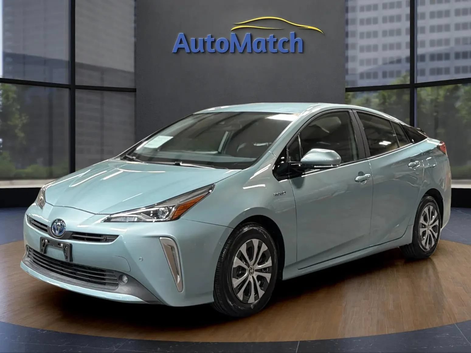 Used 2021 Toyota Prius LE AWD/4WD image 4