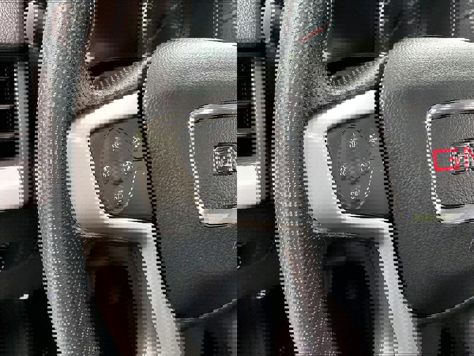 Used 2023 GMC Terrain SLE w/ Driver Convenience Package image 24