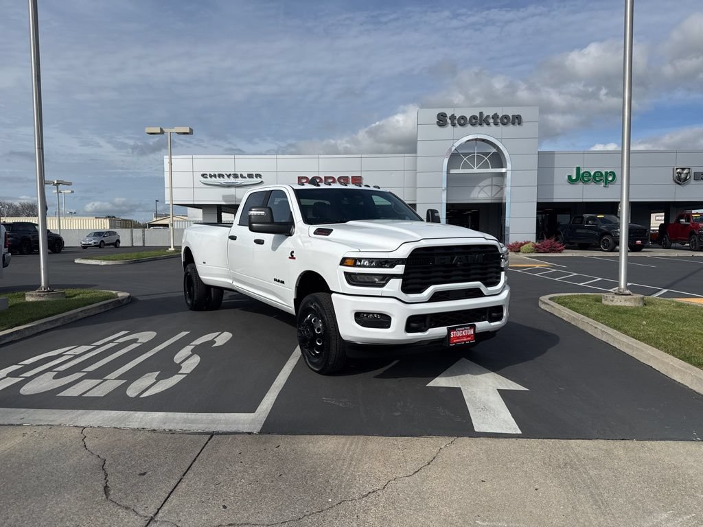 New 2026 RAM 3500 Big Horn AWD/4WD image 1