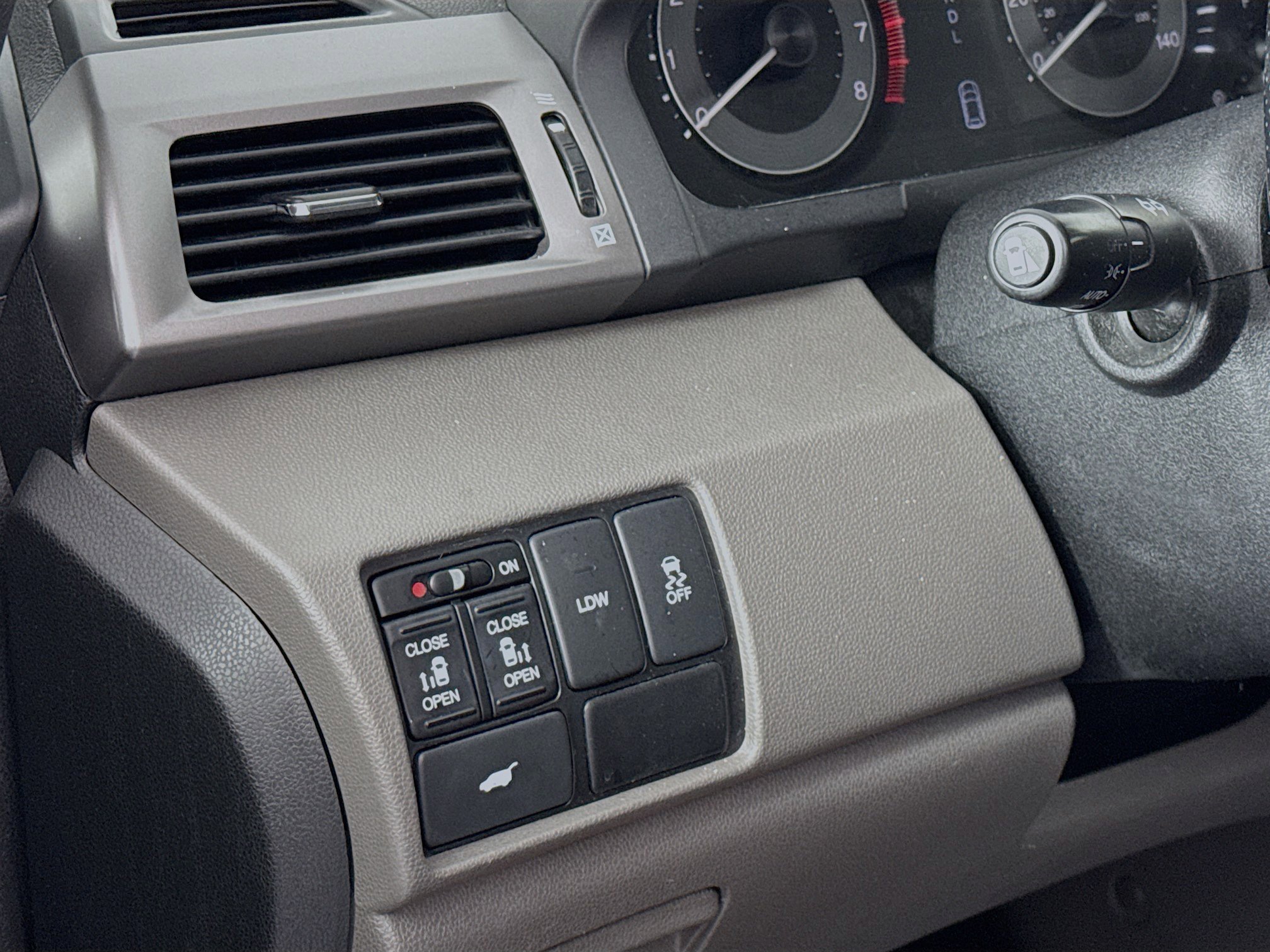 Used 2015 Honda Odyssey EX-L image 10