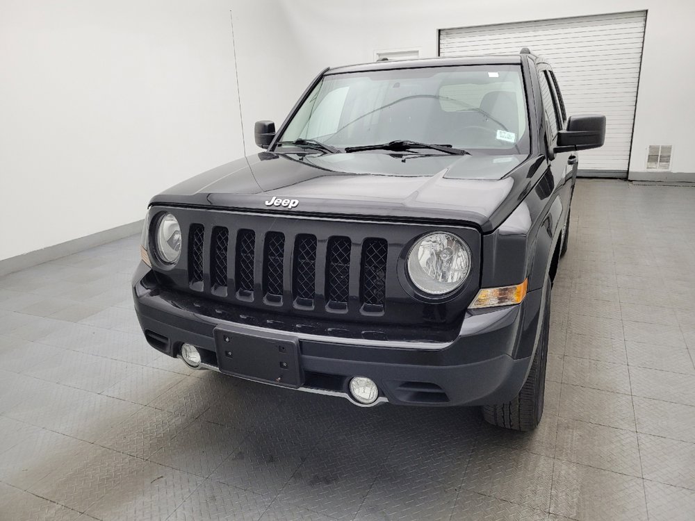 Used 2017 Jeep Patriot High Altitude image 15