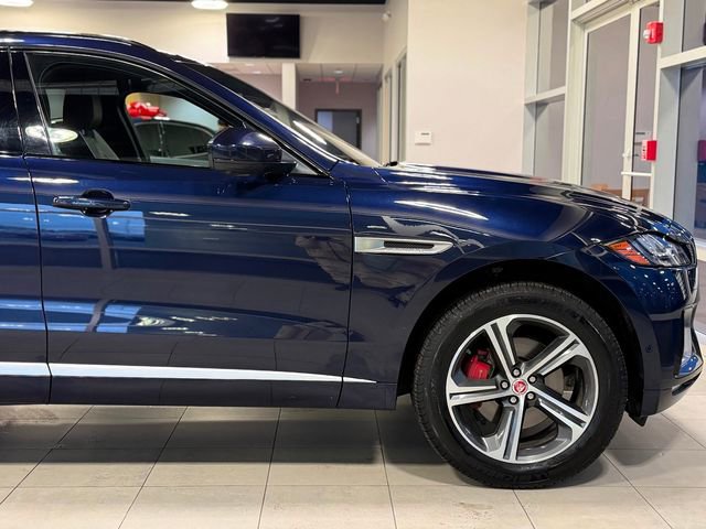 Used 2018 Jaguar F-PACE S image 16