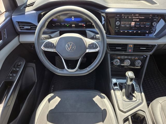 Used 2023 Volkswagen Taos SE image 12