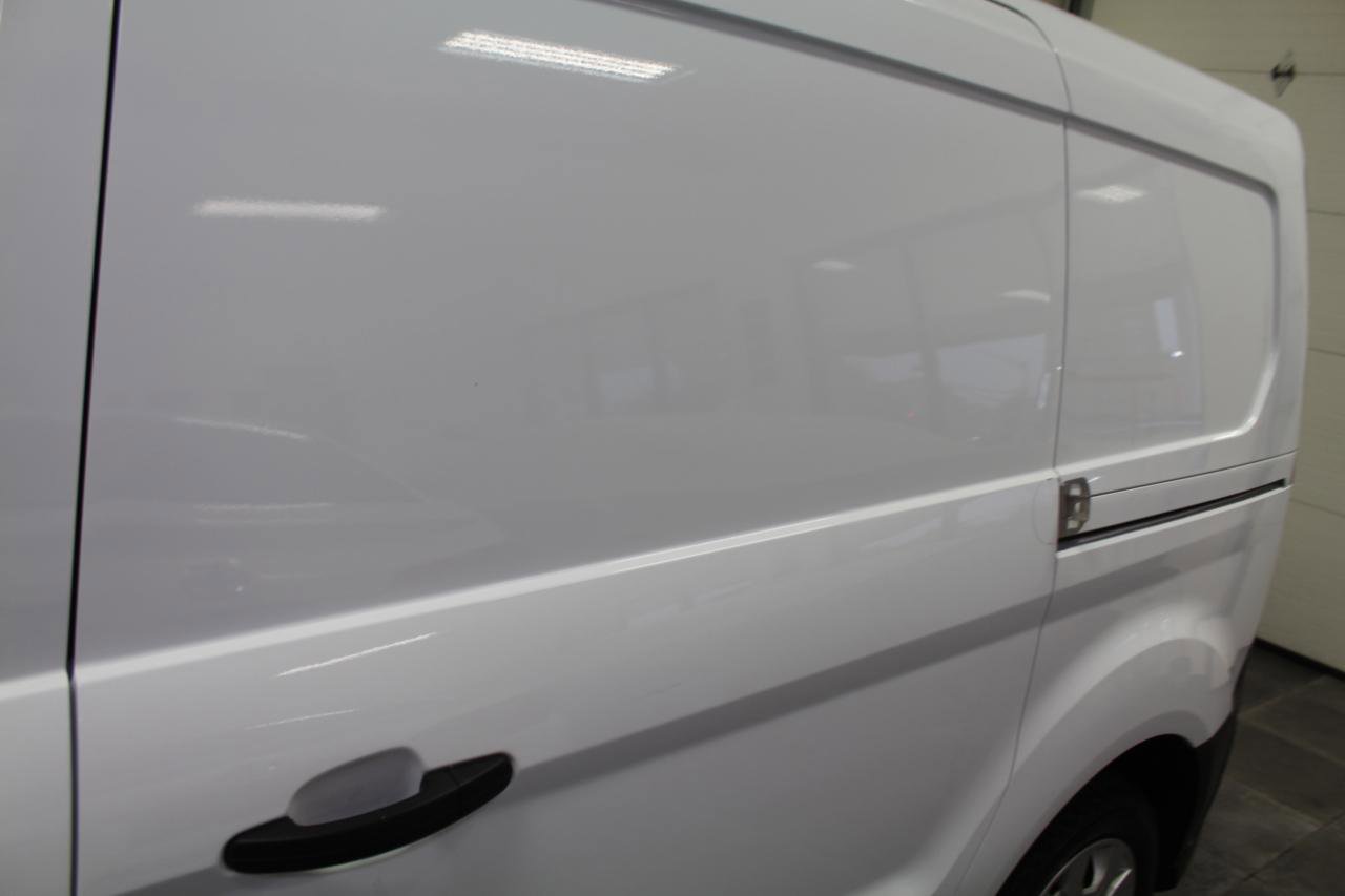 Used 2023 Ford Transit Connect XL image 33