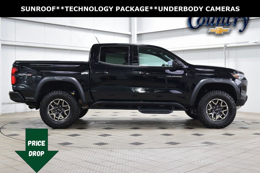 Used 2023 Chevrolet Colorado ZR2 w/ ZR2 Convenience Package III image 9