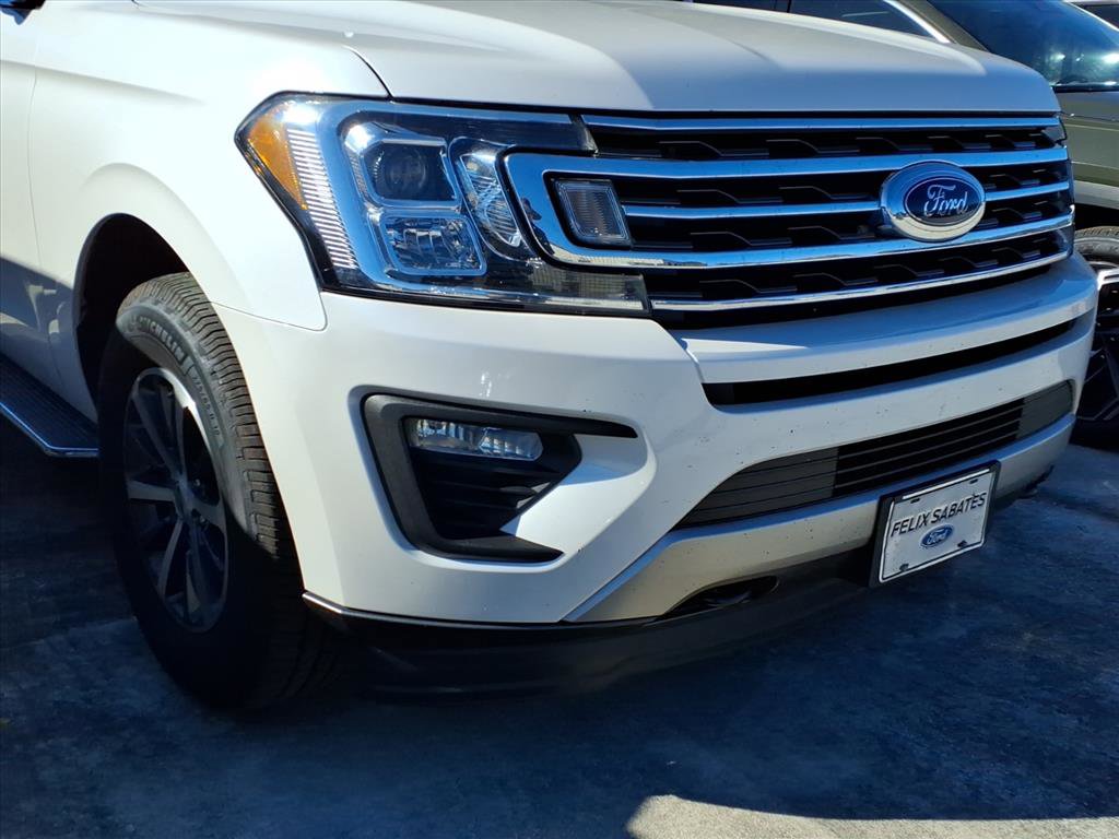 Used 2018 Ford Expedition XLT w/ Equipment Group 202A image 8