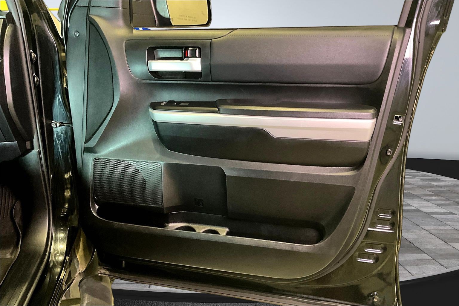 Used 2021 Toyota Tundra SR5 RWD image 28
