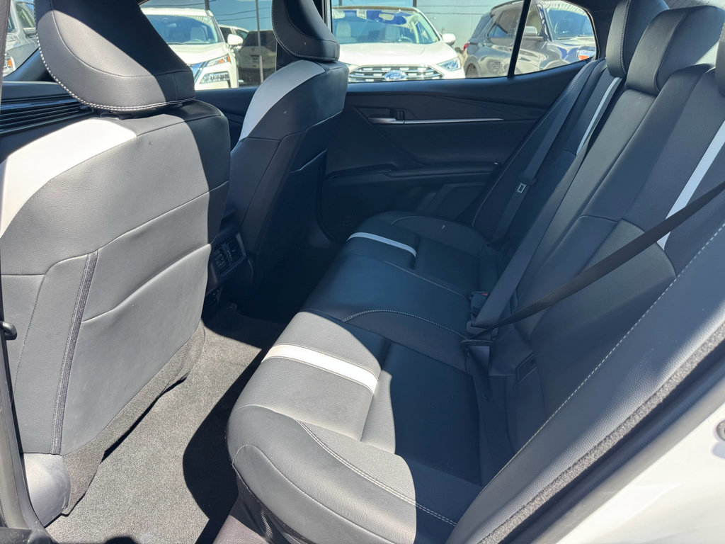Used 2025 Toyota Camry SE FWD image 14