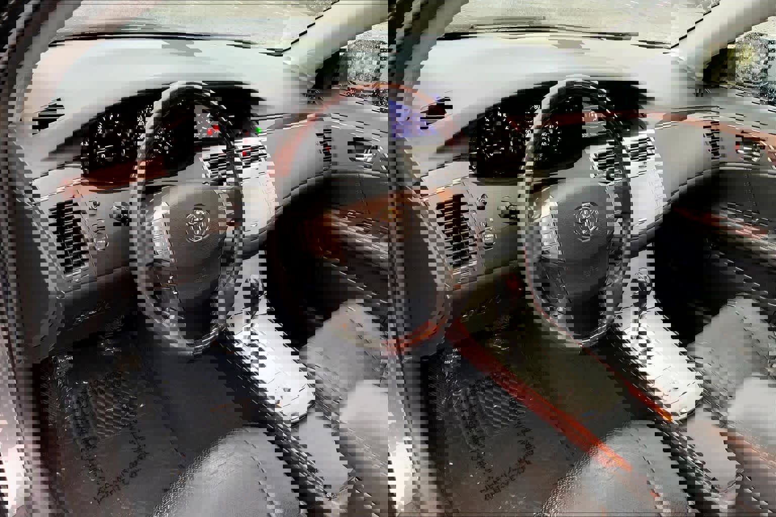 Used 2009 Toyota Avalon XL image 17