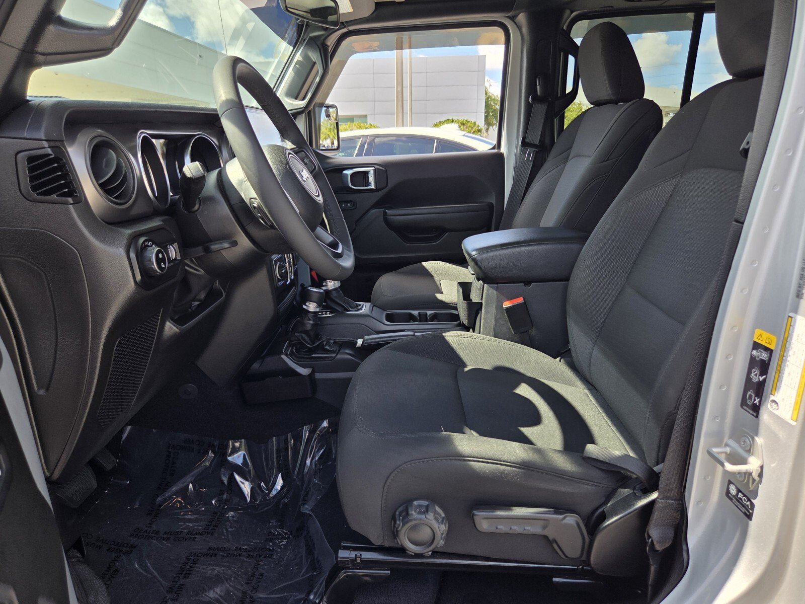 Used 2023 Jeep Gladiator Sport AWD/4WD image 28
