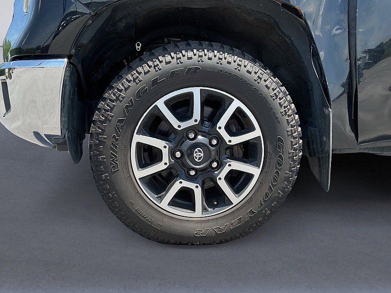 Used 2019 Toyota Tundra SR5 w/ TRD Off Road Package AWD/4WD image 9