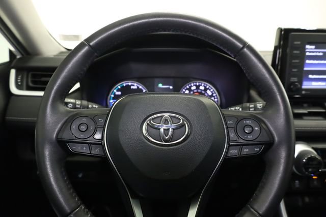 Used 2021 Toyota RAV4 XLE w/ XLE Grade Weather Package image 16