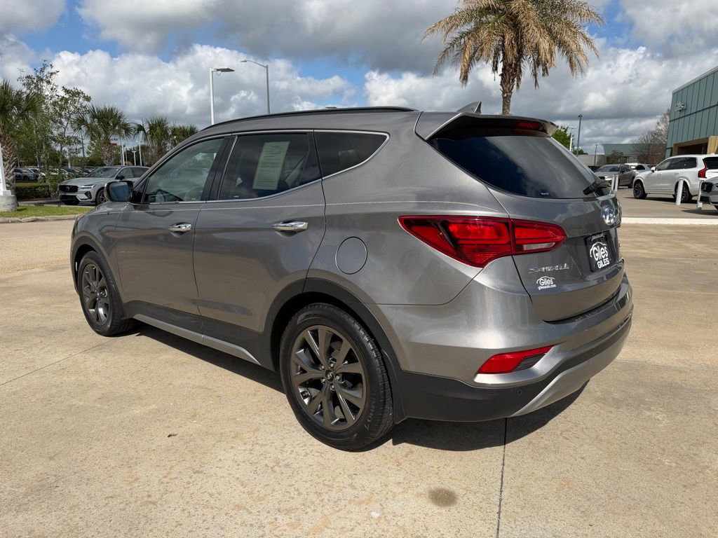 Used 2017 Hyundai Santa Fe Sport image 3