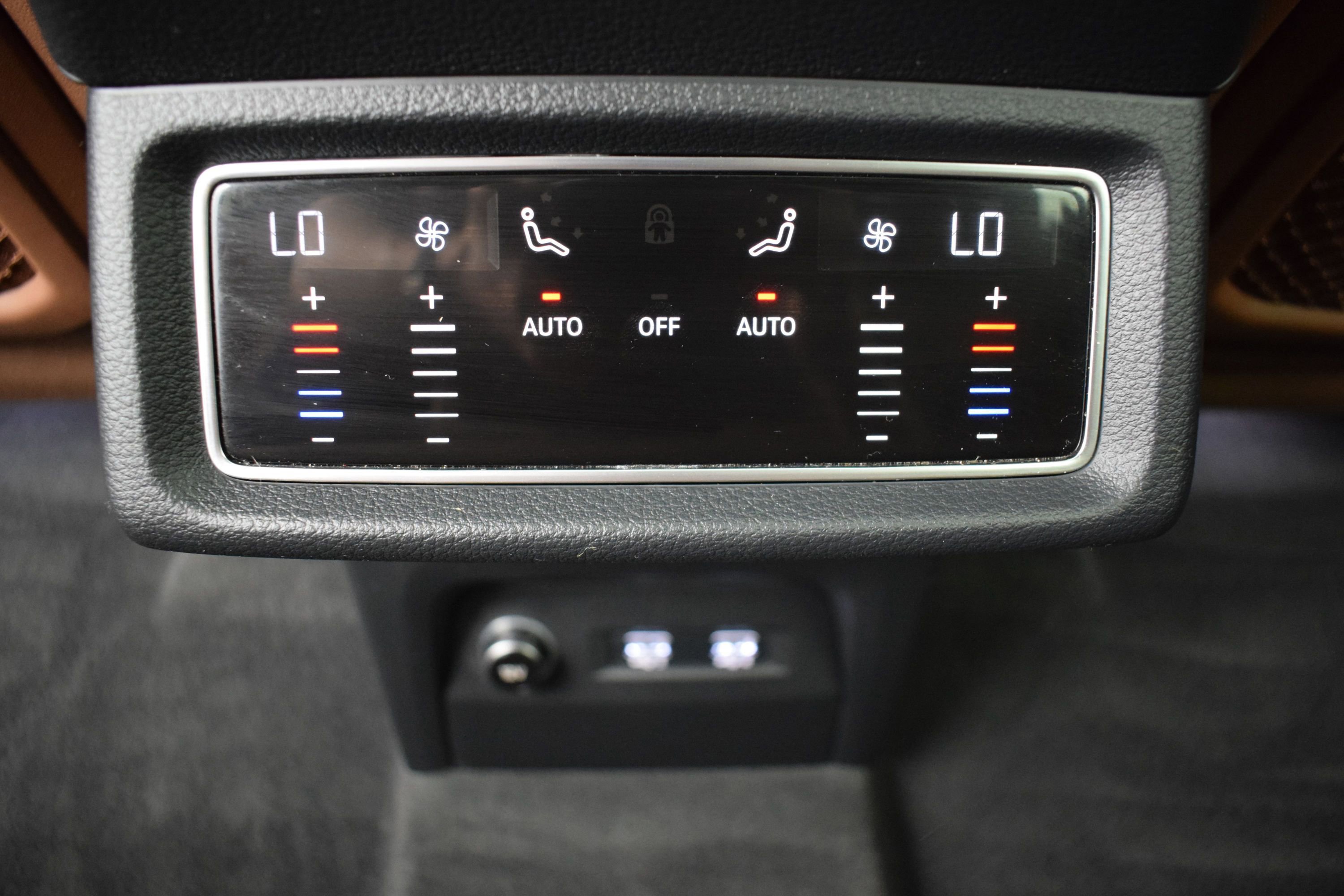 Used 2019 Audi e-tron Premium Plus AWD/4WD image 18
