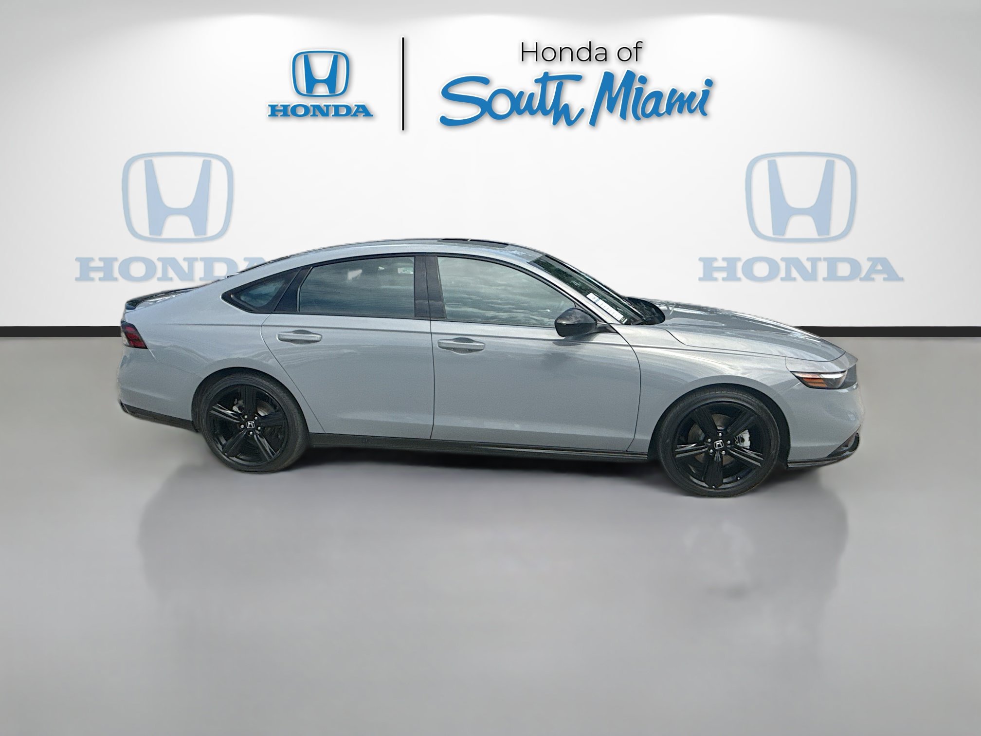 Certified 2025 Honda Accord Sport image 8