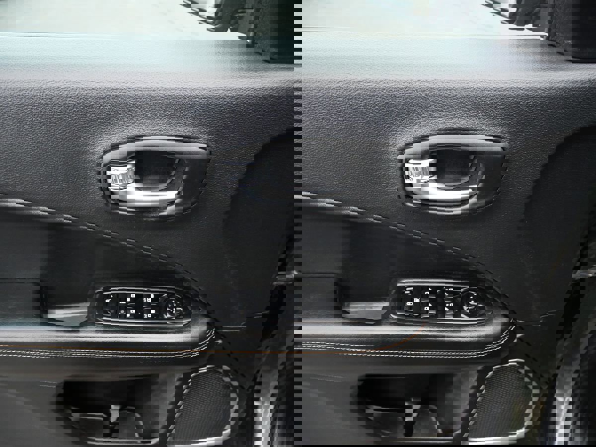 Used 2021 Jeep Compass Latitude image 12