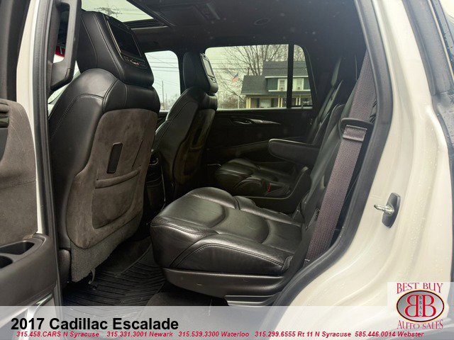 Used 2017 Cadillac Escalade Platinum image 11