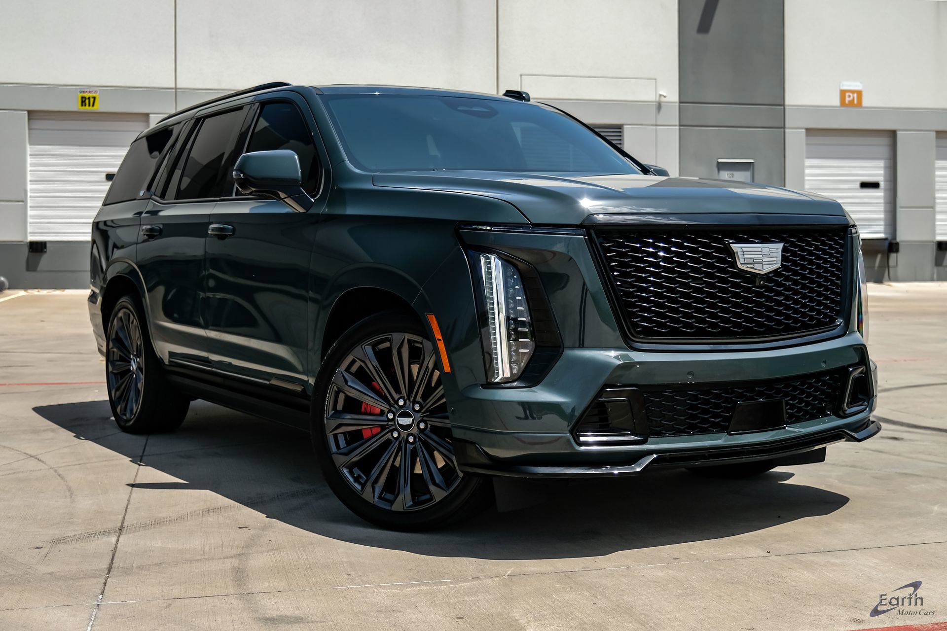 Used 2025 Cadillac Escalade V AWD/4WD image 24