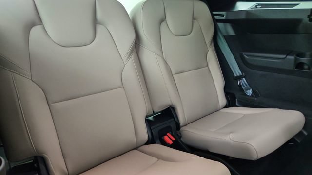 New 2026 Volvo XC90 T8 Plus w/ Protection Package Premier AWD/4WD image 35