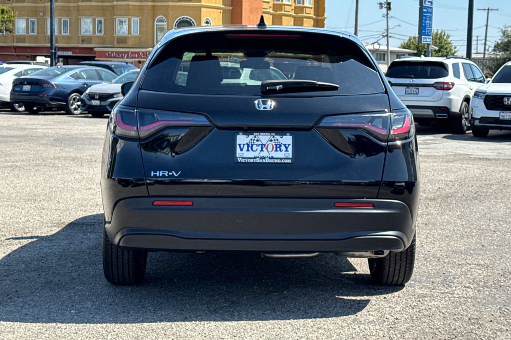 New 2026 Honda HR-V LX image 5