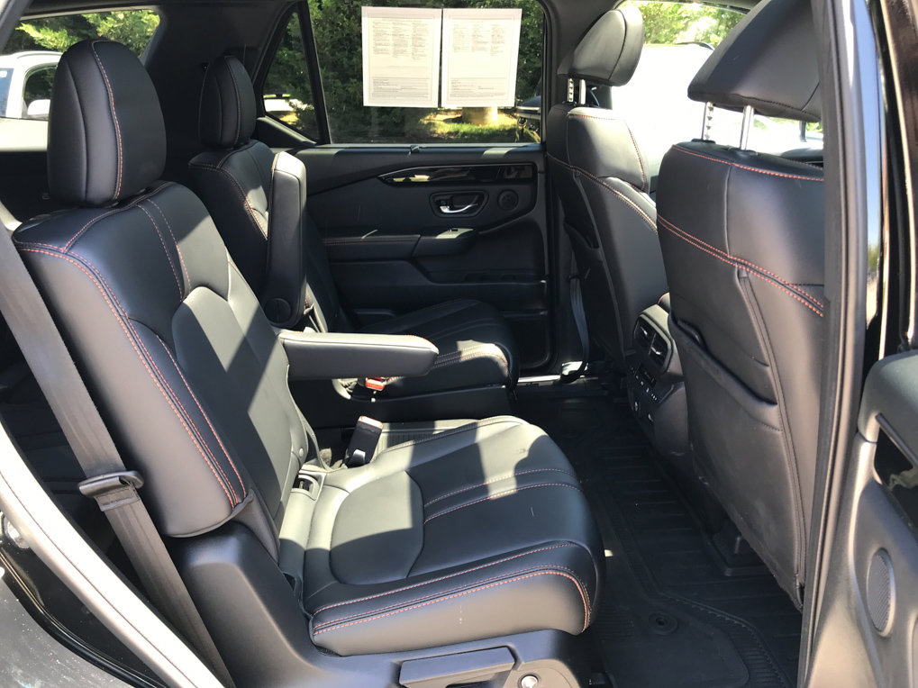 Used 2023 Honda Pilot TrailSport image 35