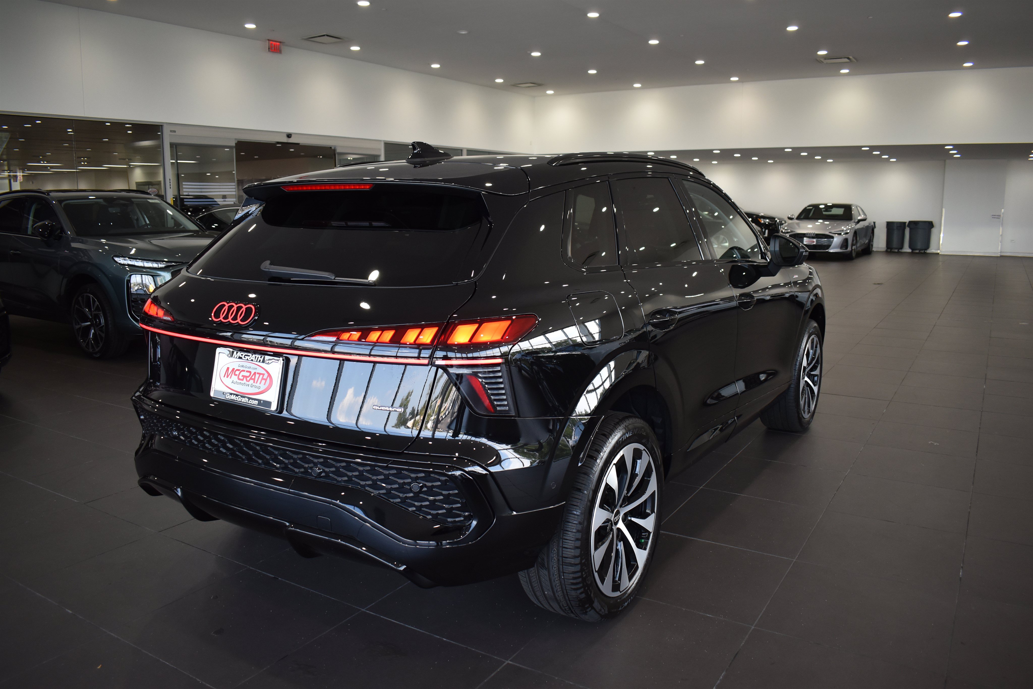 New 2026 Audi Q3 quattro 2.0T AWD/4WD image 7