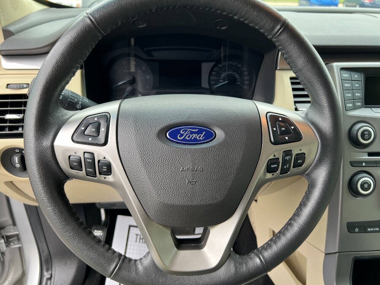 Used 2019 Ford Flex SE FWD image 13