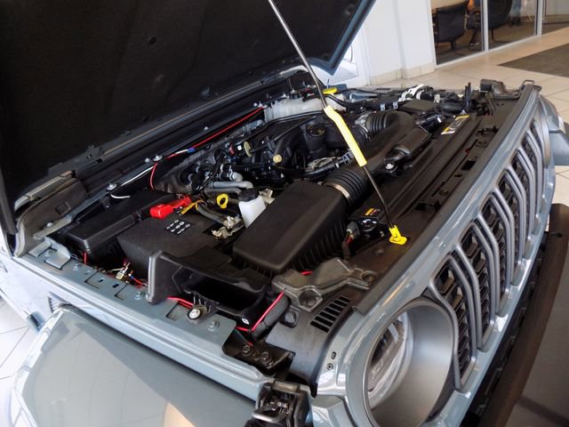 Certified 2024 Jeep Gladiator Sport AWD/4WD image 37