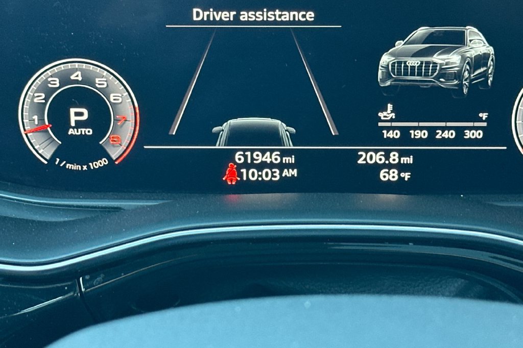 Used 2019 Audi Q8 Premium Plus w/ Premium Plus AWD/4WD image 31