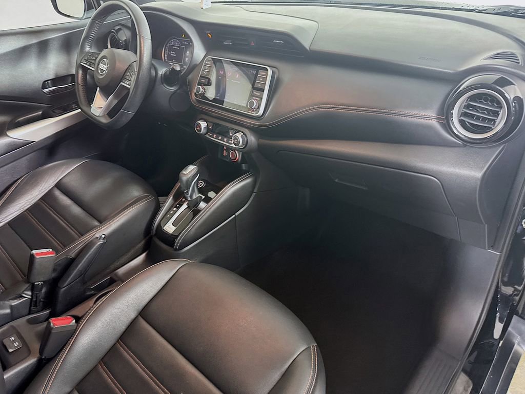 Used 2018 Nissan Kicks SR w/ Premium Package image 34