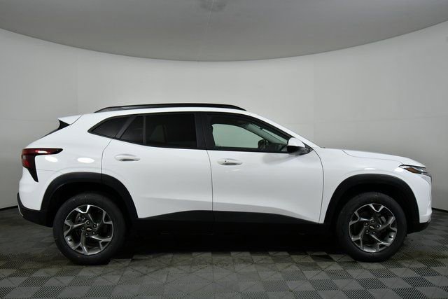 New 2026 Chevrolet Trax LT w/ Driver Confidence Package image 15