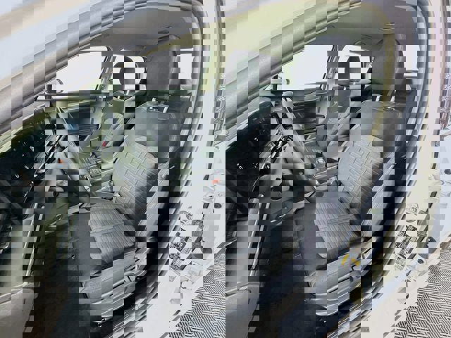 New 2025 Kia K5 LXS image 19