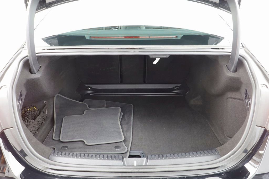 Used 2025 Mercedes-Benz E 350 Sedan image 18