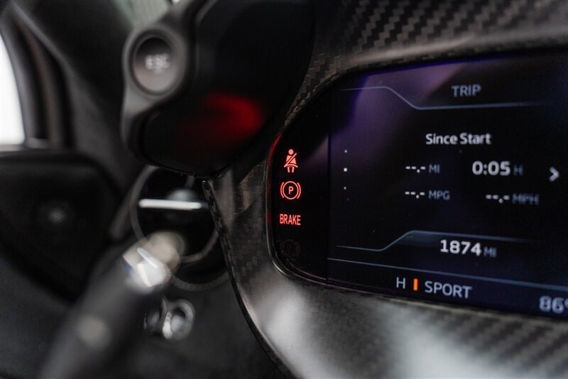 Used 2024 McLaren 750S Spider RWD image 96
