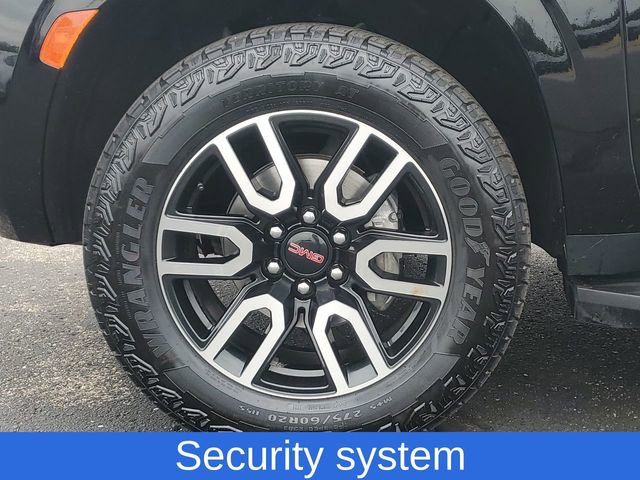 Used 2023 GMC Yukon AT4 image 32