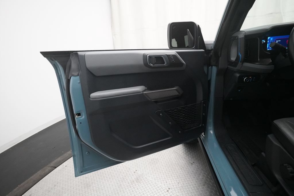 Used 2023 Ford Bronco Black Diamond AWD/4WD image 25
