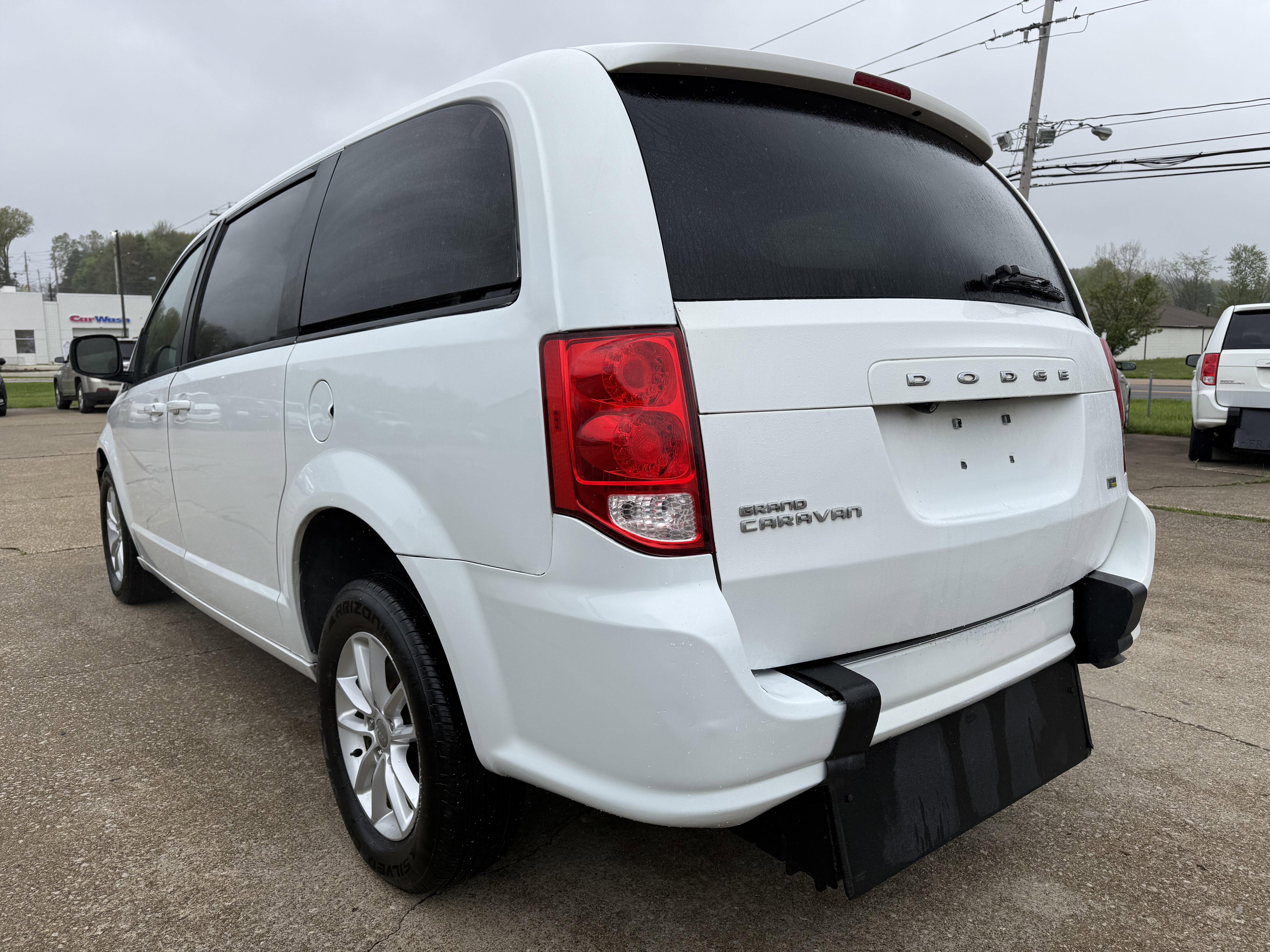Used 2019 Dodge Grand Caravan GT FWD image 4