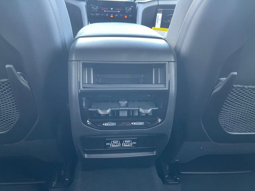 New 2026 Jeep Grand Cherokee Laredo RWD image 37