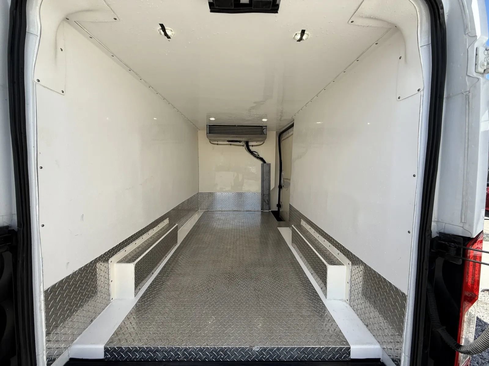 Used 2017 Ford Transit 250 148 Medium Roof image 12