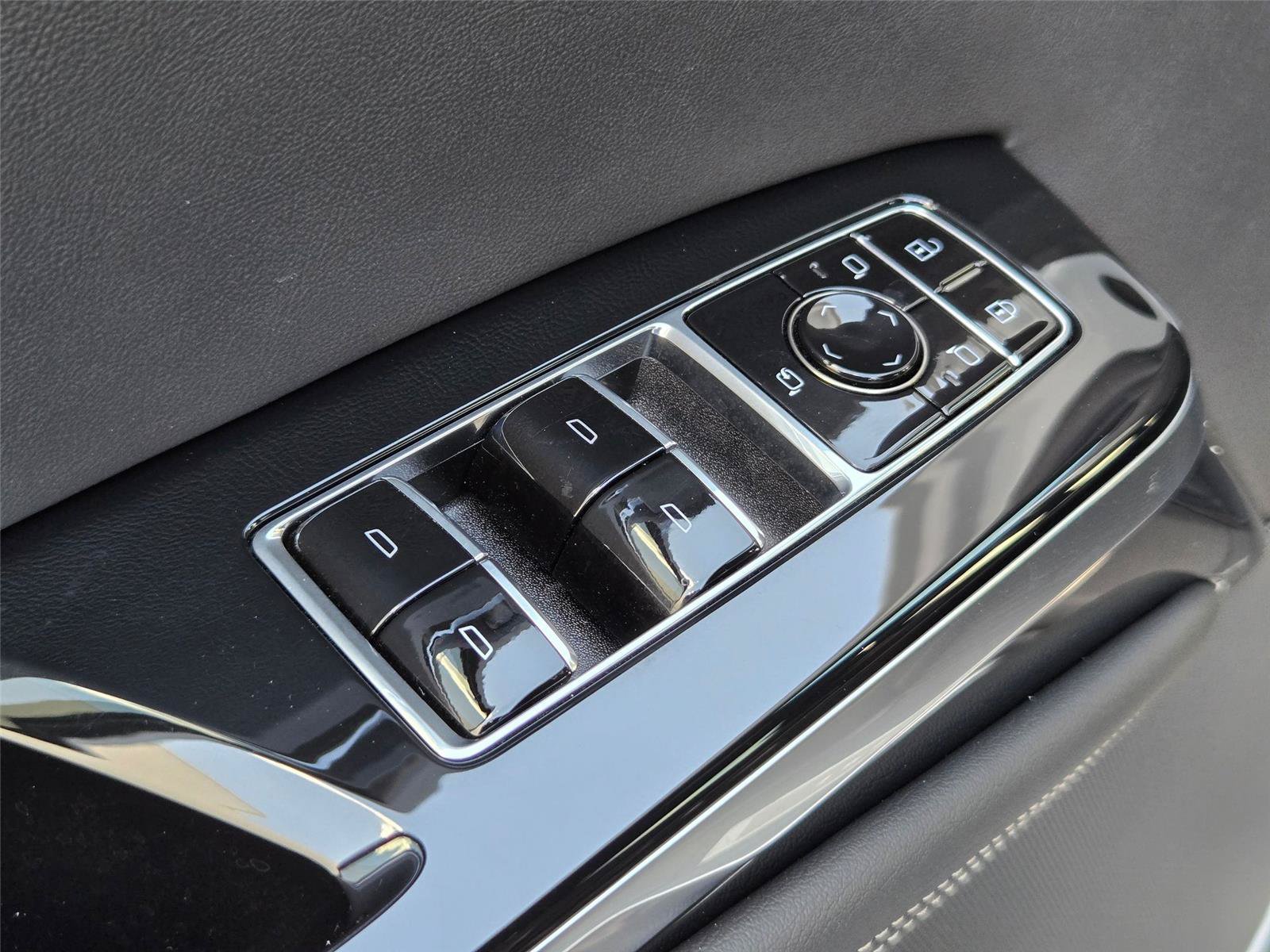 New 2026 Cadillac Escalade Sport w/ Touring Package AWD/4WD image 27