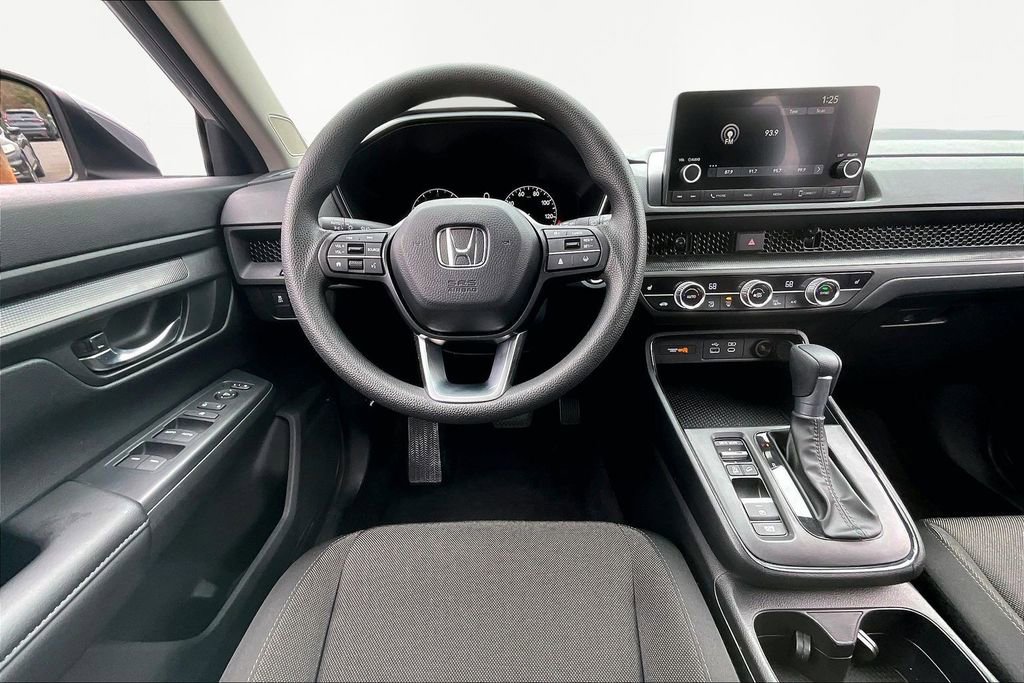 Used 2025 Honda CR-V EX image 9