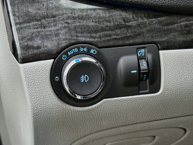 Used 2015 Buick Encore Leather FWD image 10