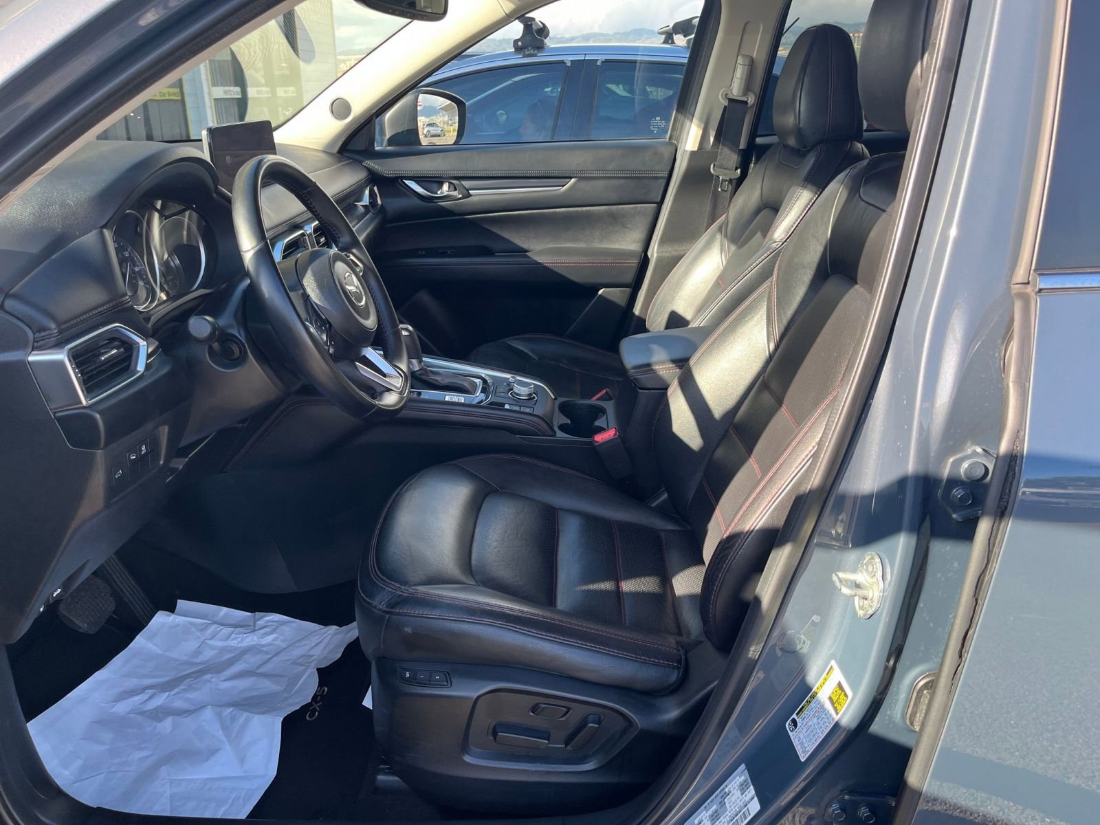 Used 2024 MAZDA CX-5 Carbon Edition image 25