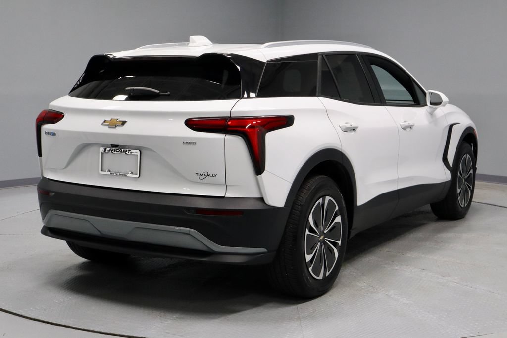 Used 2024 Chevrolet Blazer EV LT AWD/4WD image 12