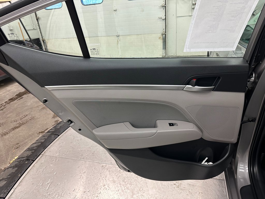 Used 2020 Hyundai Elantra Value Edition image 23
