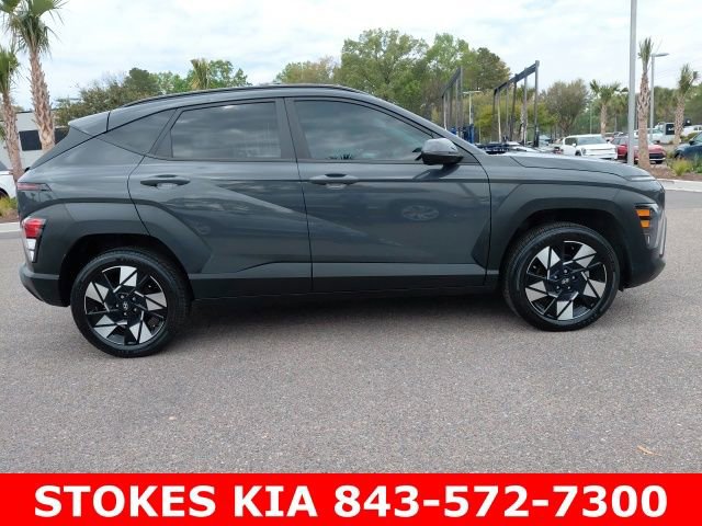 Used 2024 Hyundai Kona SEL w/ Convenience Package image 4