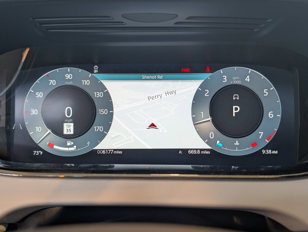 Used 2025 Land Rover Range Rover Evoque S image 19