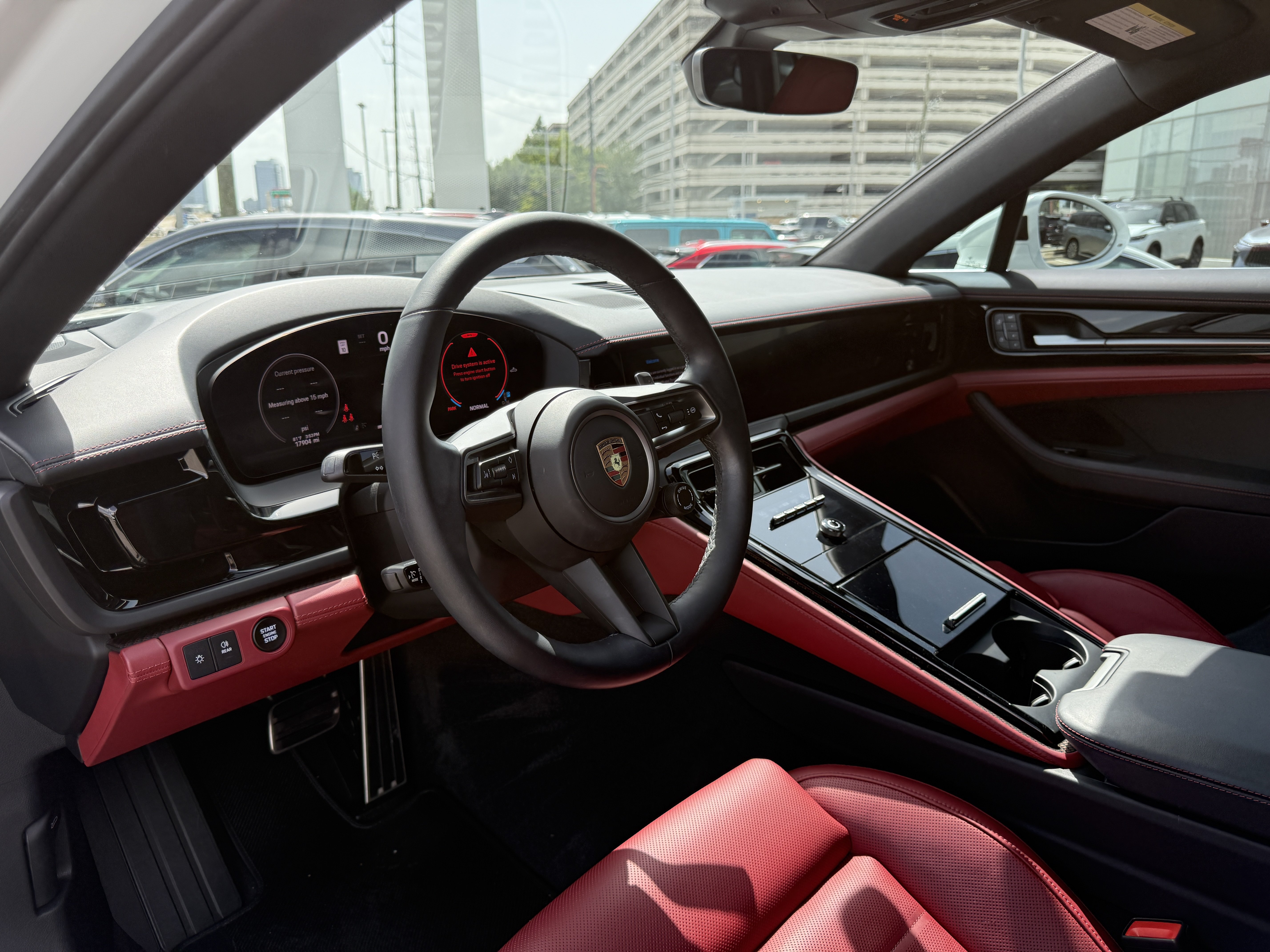 Used 2024 Porsche Panamera RWD image 15