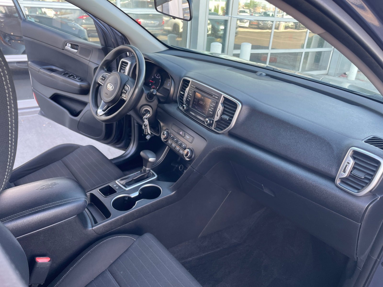 Used 2018 Kia Sportage LX image 31