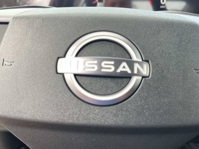 New 2026 Nissan Sentra SR w/ SR Premium Package FWD image 29